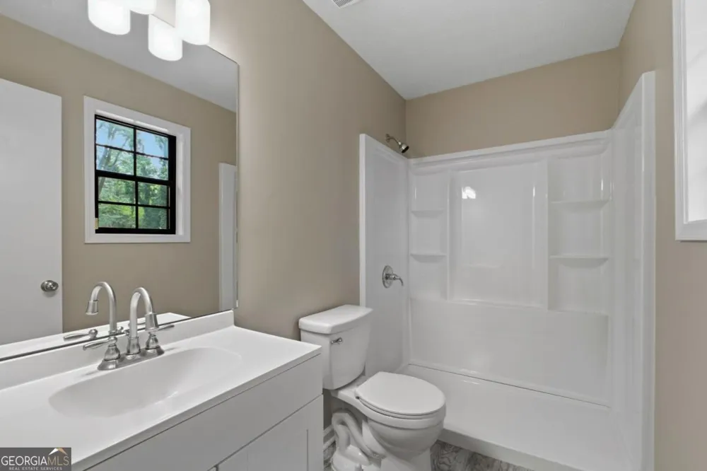 1526 Haynes CT Grayson, GA 30017