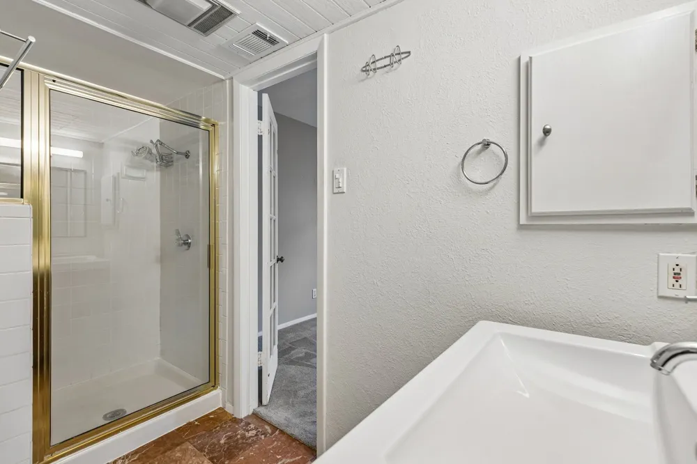 4017 Buena Vista Street #103 Dallas, TX 75204