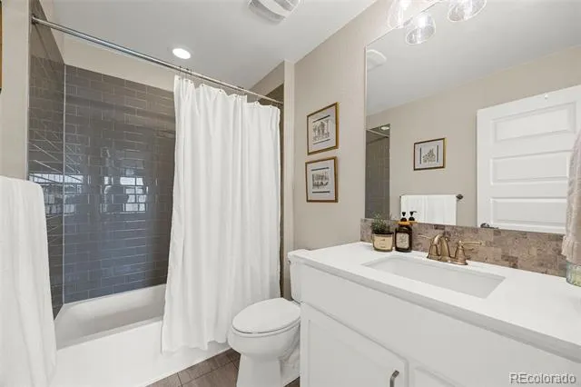 9045 E 49th Place Denver, CO 80238