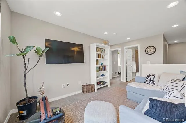 9045 E 49th Place Denver, CO 80238