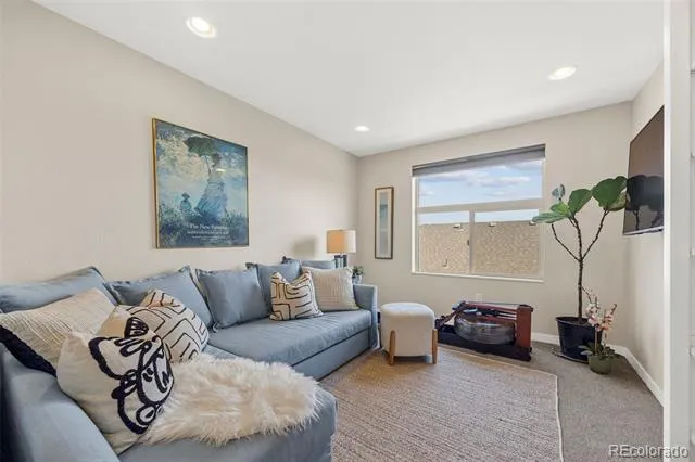 9045 E 49th Place Denver, CO 80238