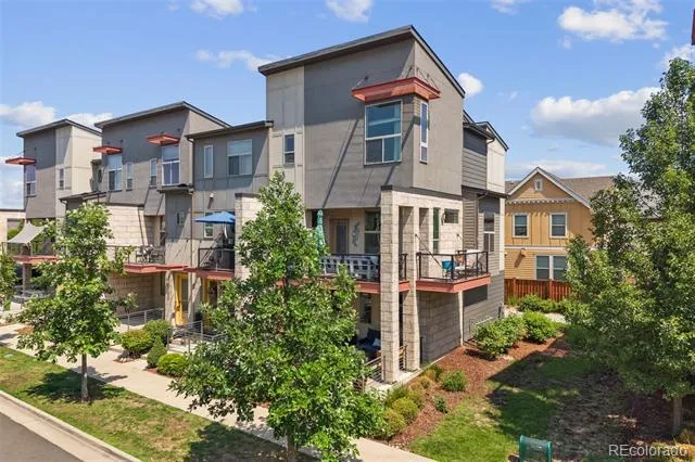 9045 E 49th Place Denver, CO 80238
