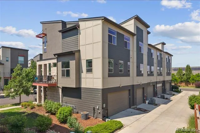 9045 E 49th Place Denver, CO 80238