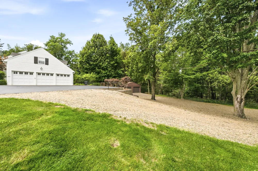 1500 Whites Road Kalamazoo, MI 49008