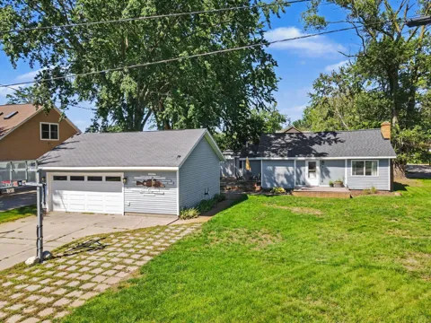 66 Lakeview Avenue