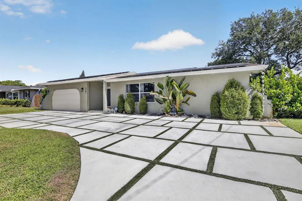 5301 SW 8TH COURT Plantation, FL 33317