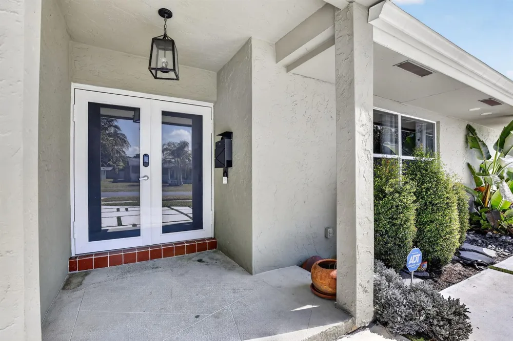 5301 SW 8TH COURT Plantation, FL 33317
