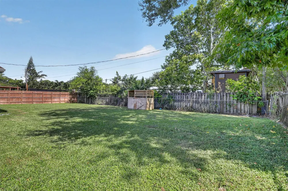 5301 SW 8TH COURT Plantation, FL 33317