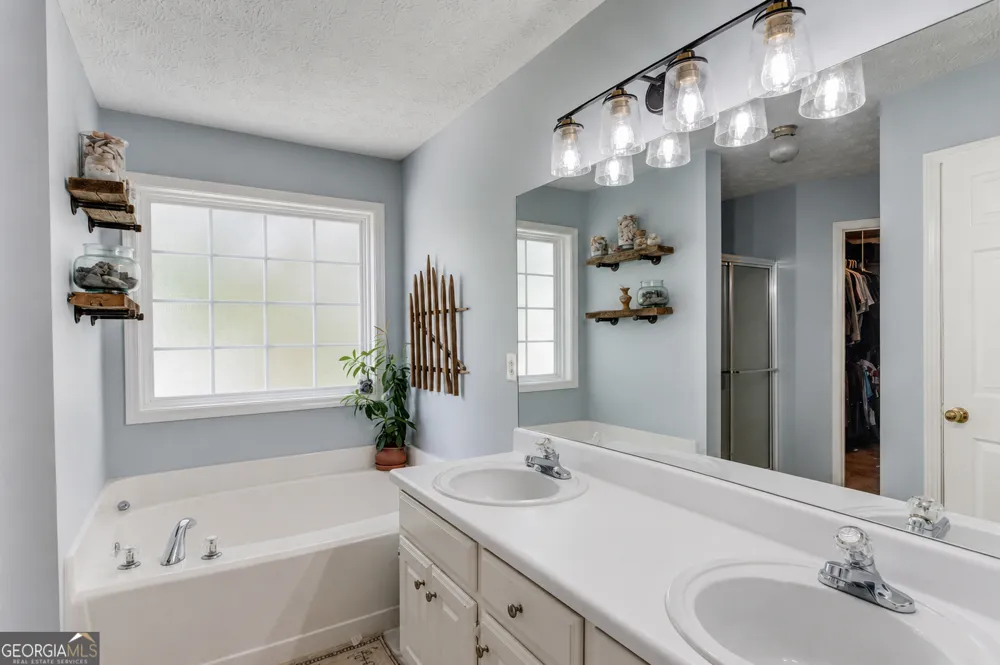 12 Chatham CT Jefferson, GA 30549
