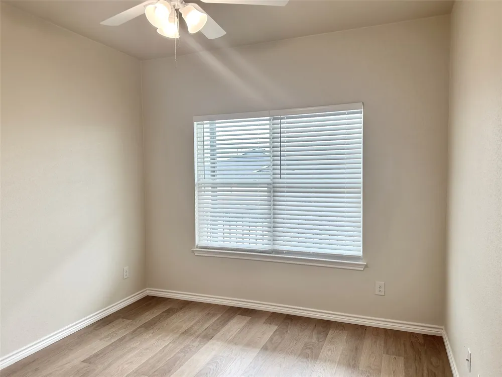 455 CR 306 #B Jarrell, TX 76537