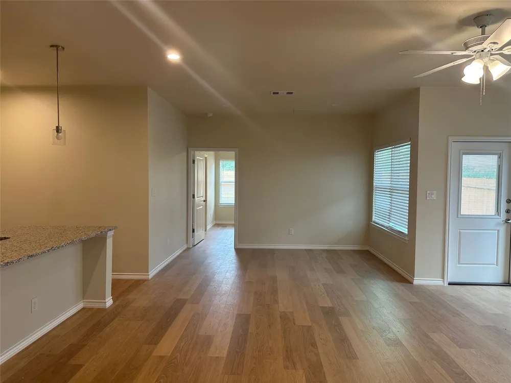 455 CR 306 #B Jarrell, TX 76537