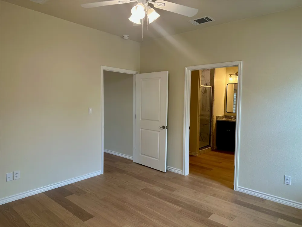 455 CR 306 #B Jarrell, TX 76537