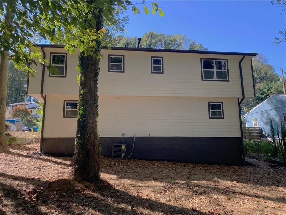 1413 Silver Lake Drive Norcross, GA 30093