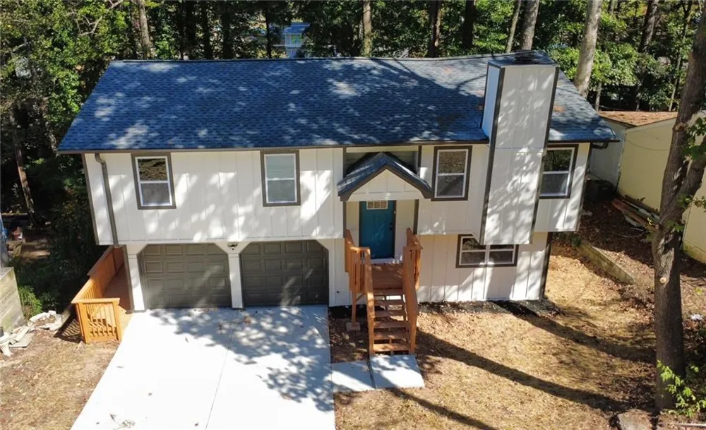 1413 Silver Lake Drive Norcross, GA 30093