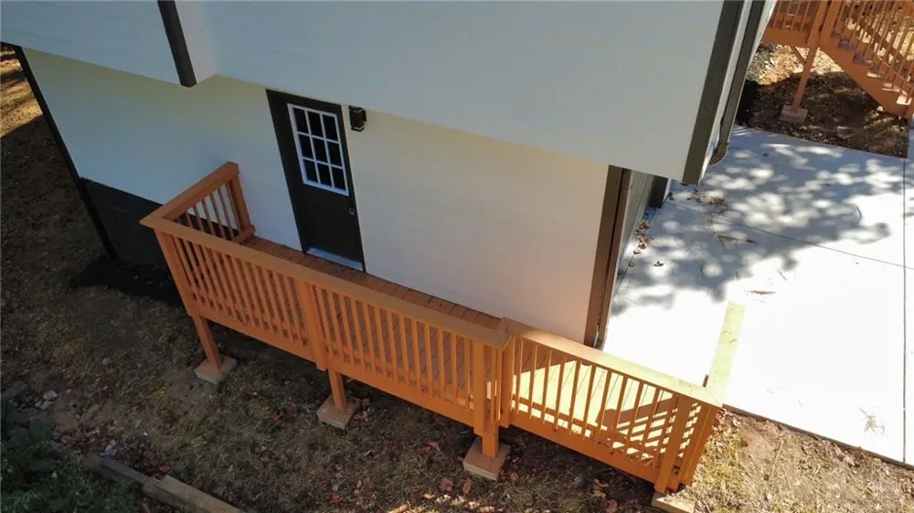 1413 Silver Lake Drive Norcross, GA 30093