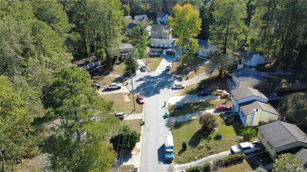 1413 Silver Lake Drive Norcross, GA 30093