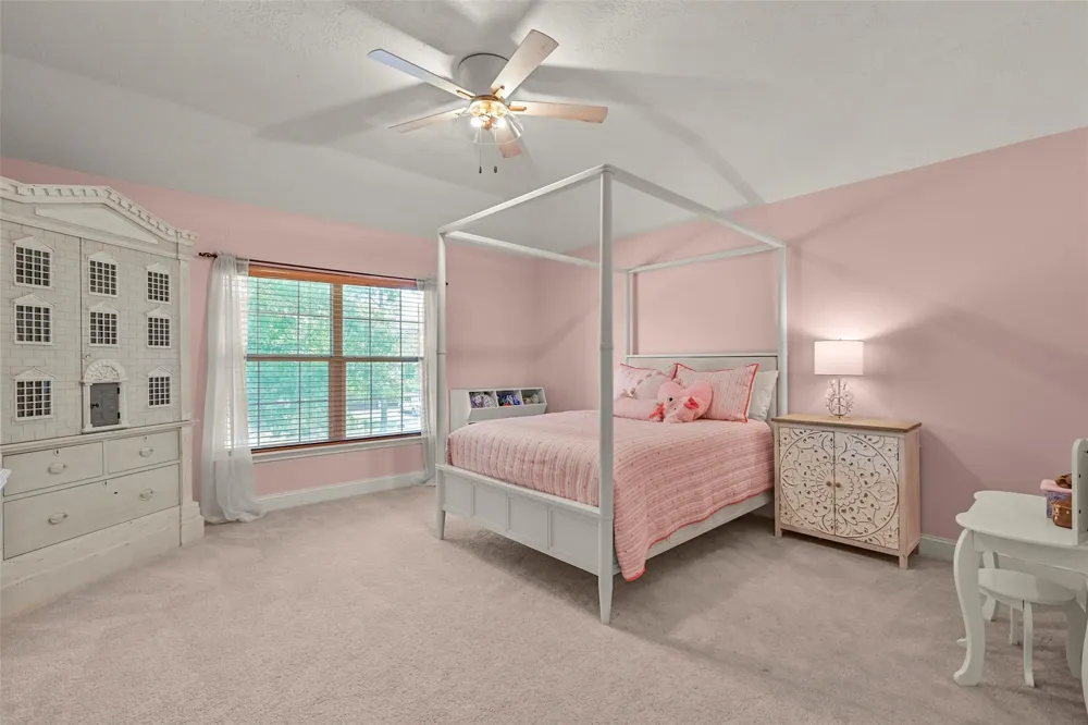 503 Shadywood Drive Friendswood, TX 77546