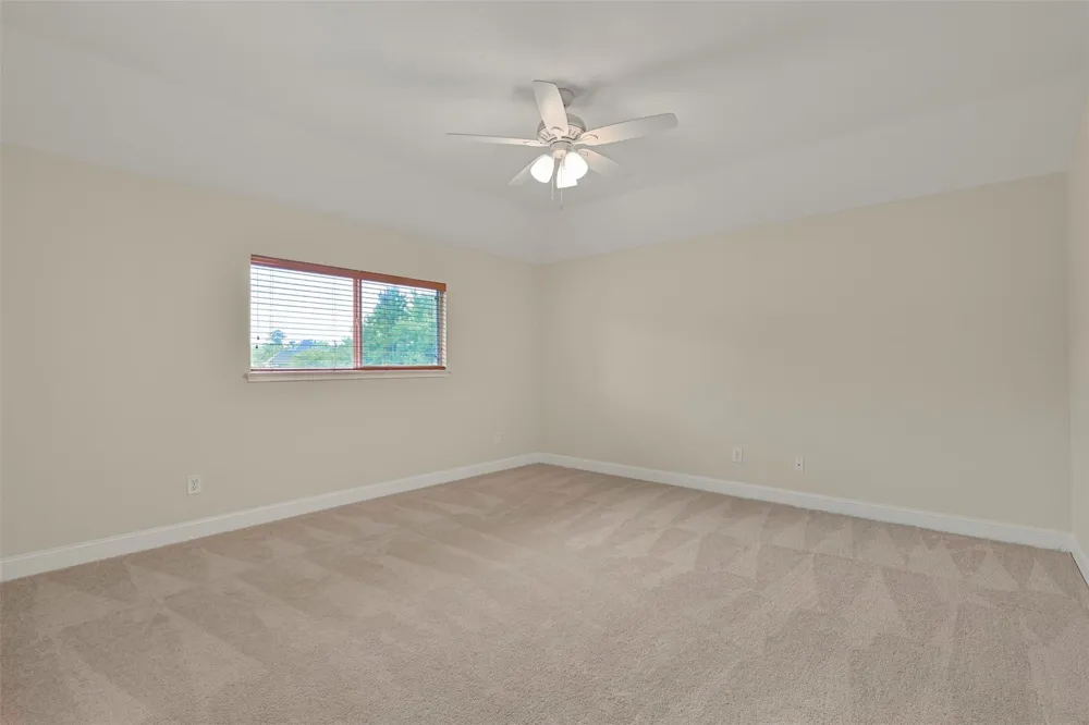503 Shadywood Drive Friendswood, TX 77546