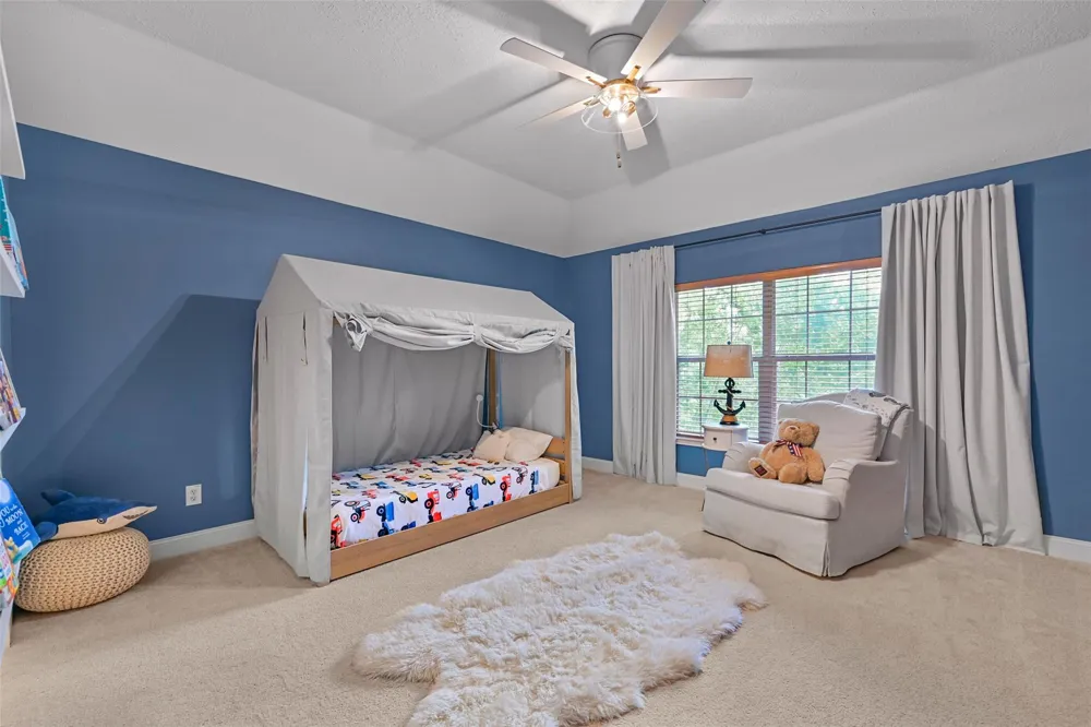 503 Shadywood Drive Friendswood, TX 77546