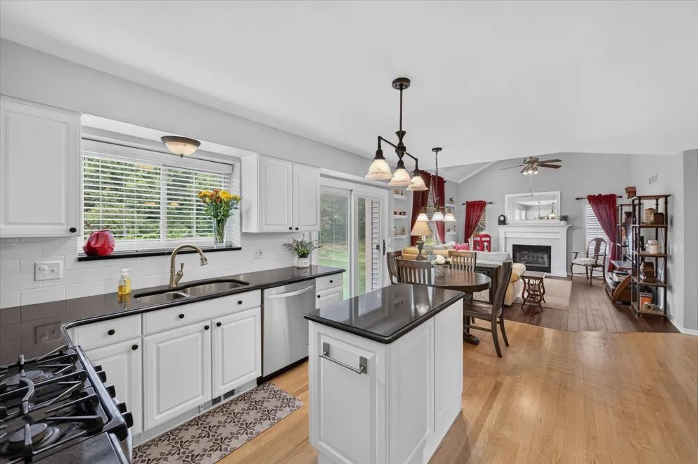 3428 Honeysuckle Court Ann Arbor, MI 48103