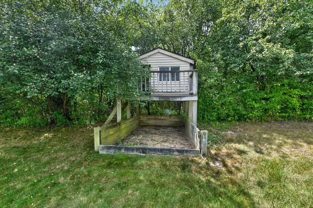3428 Honeysuckle Court Ann Arbor, MI 48103