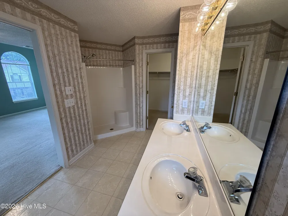 2804 Mulberry Lane #F Greenville, NC 27858