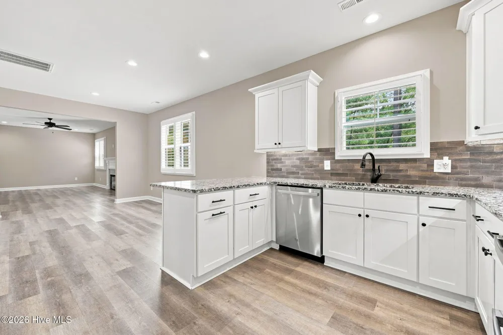 925 Cardinal Place Vass, NC 28394