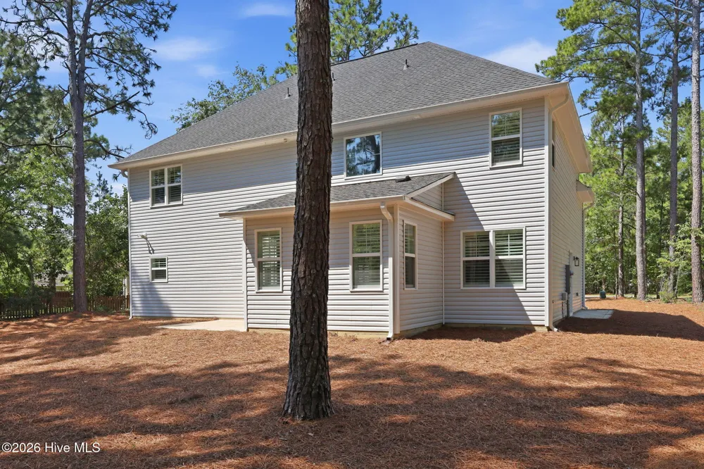 925 Cardinal Place Vass, NC 28394