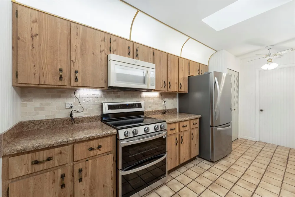 1634 SE CLEARMONT STREET Port St. Lucie, FL 34983