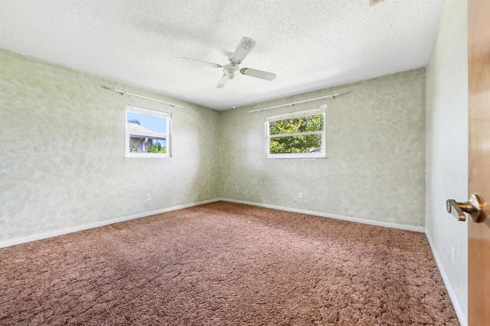 1634 SE CLEARMONT STREET Port St. Lucie, FL 34983