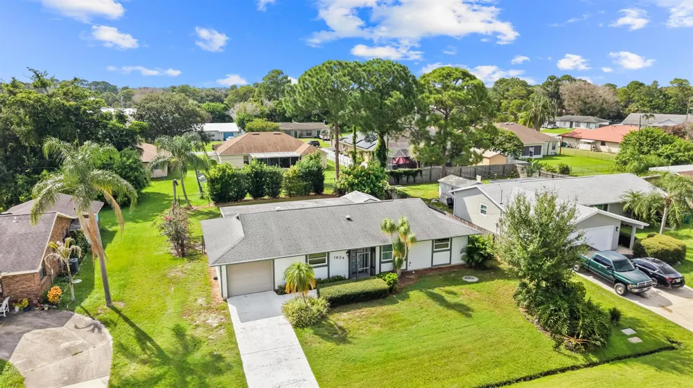 1634 SE CLEARMONT STREET Port St. Lucie, FL 34983