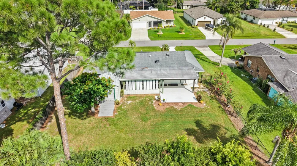 1634 SE CLEARMONT STREET Port St. Lucie, FL 34983