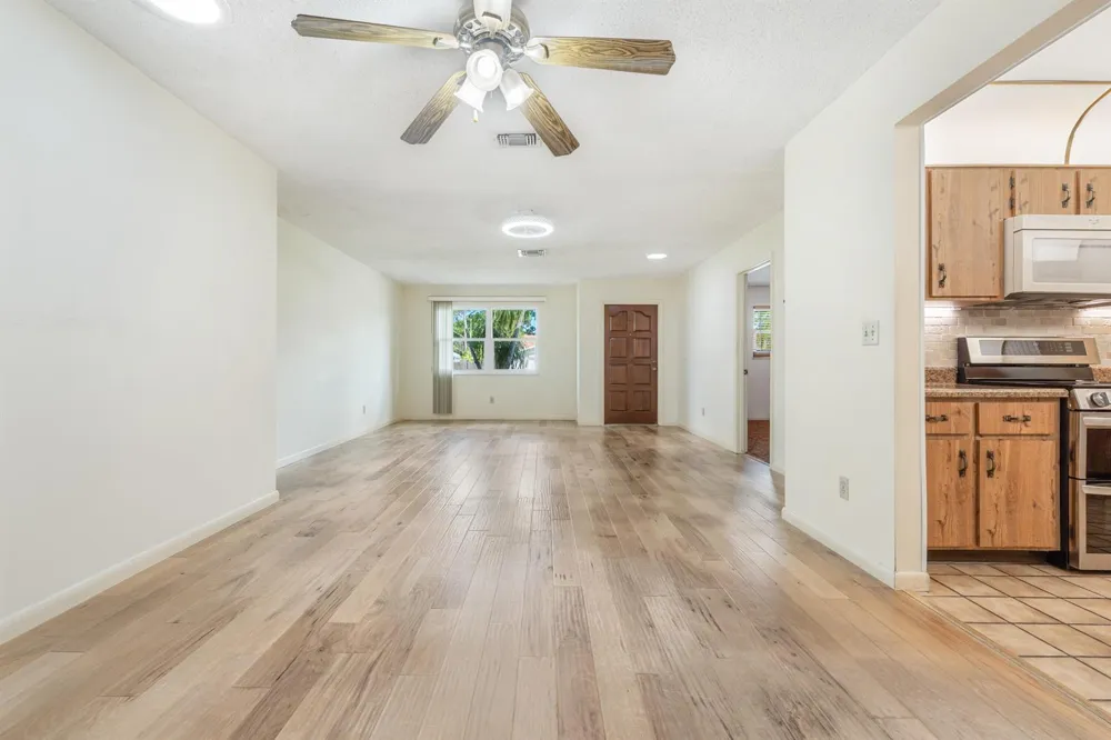 1634 SE CLEARMONT STREET Port St. Lucie, FL 34983