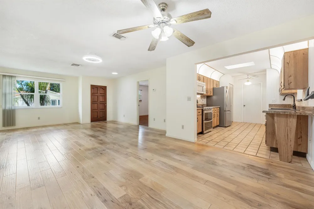 1634 SE CLEARMONT STREET Port St. Lucie, FL 34983