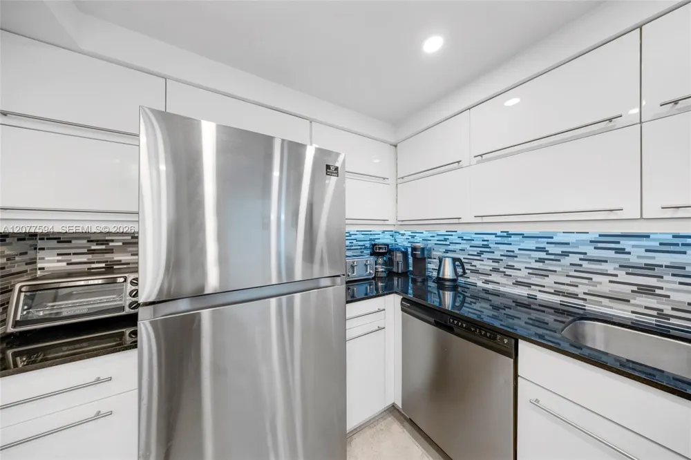 3901 S Ocean Dr #9J Hollywood, FL 33019