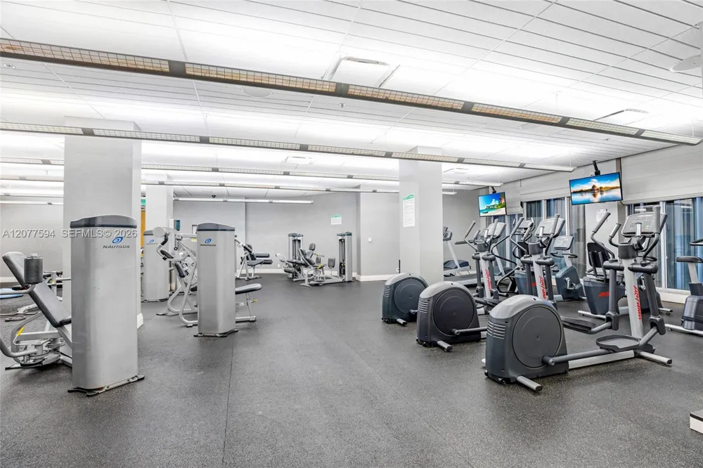 3901 S Ocean Dr #9J Hollywood, FL 33019