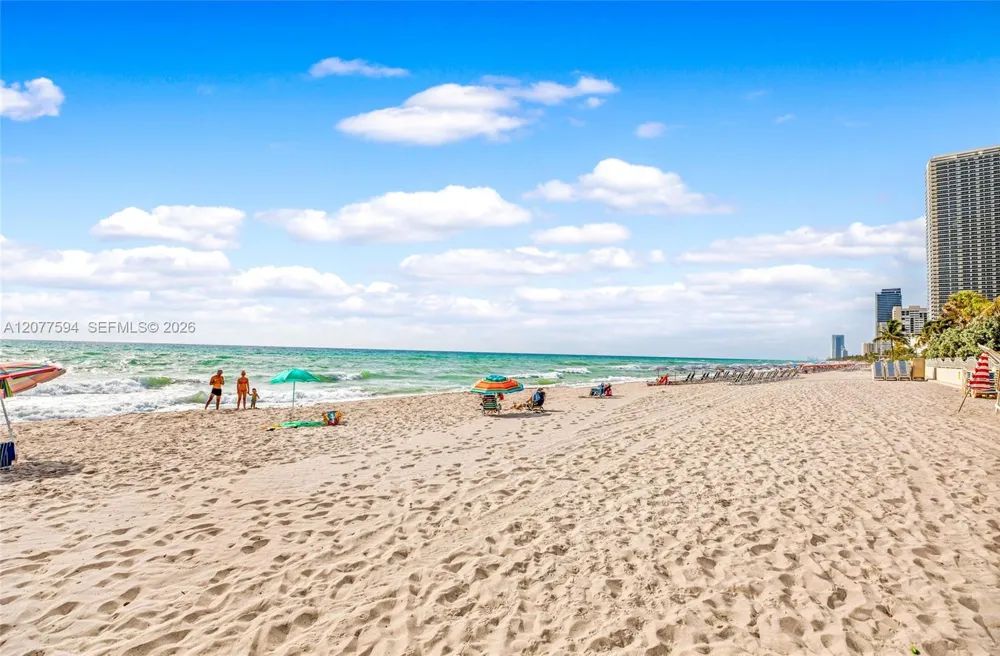 3901 S Ocean Dr #9J Hollywood, FL 33019