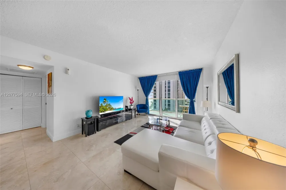 3901 S Ocean Dr #9J Hollywood, FL 33019