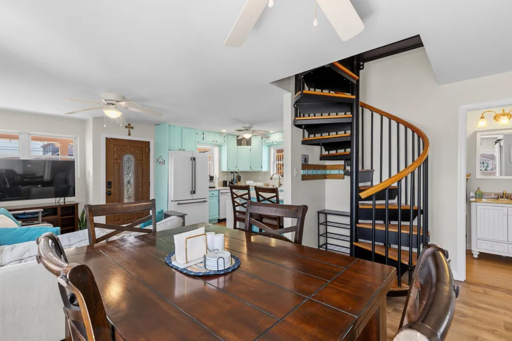 213 W 17th Avenue North Wildwood, NJ 08260