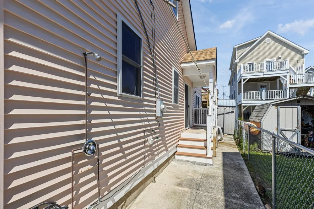 213 W 17th Avenue North Wildwood, NJ 08260