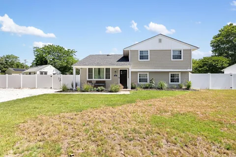 875 Towerview Road