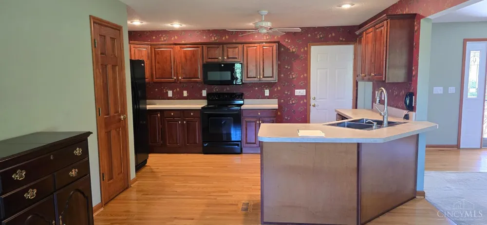 670 Orient Way Hamilton, OH 45013