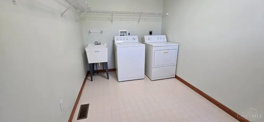 670 Orient Way Hamilton, OH 45013