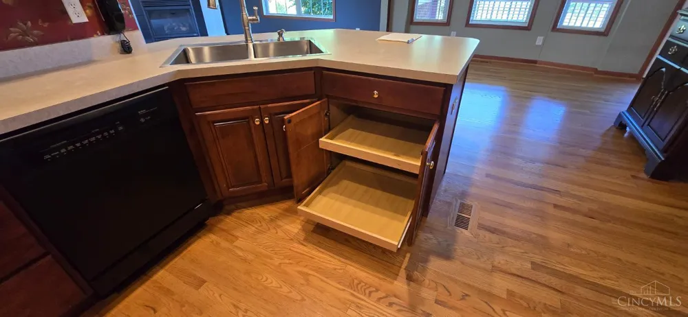 670 Orient Way Hamilton, OH 45013