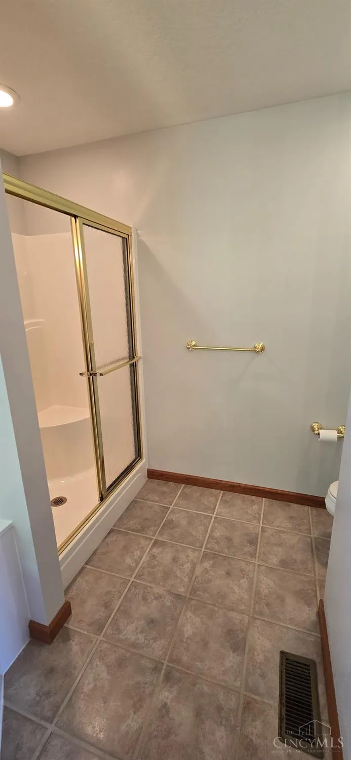 670 Orient Way Hamilton, OH 45013