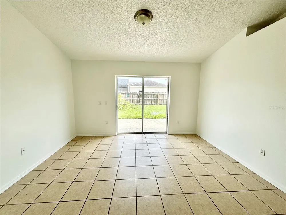 362 AYLESBURY COURT Kissimmee, FL 34758