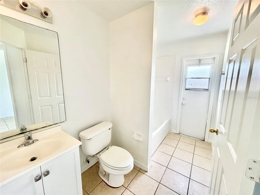 362 AYLESBURY COURT Kissimmee, FL 34758