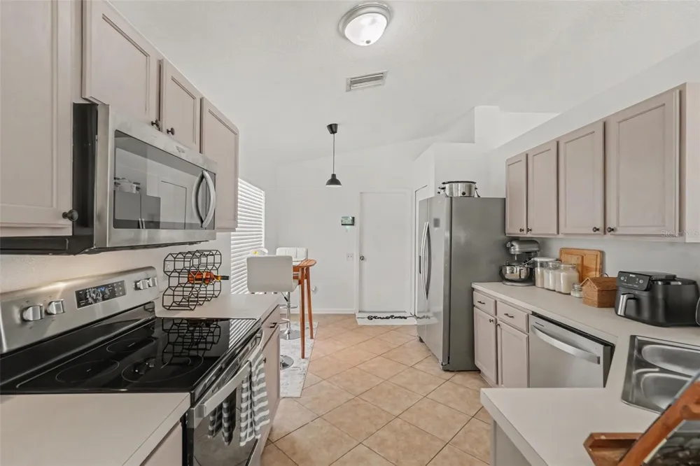 13102 EARLY RUN LANE Riverview, FL 33578