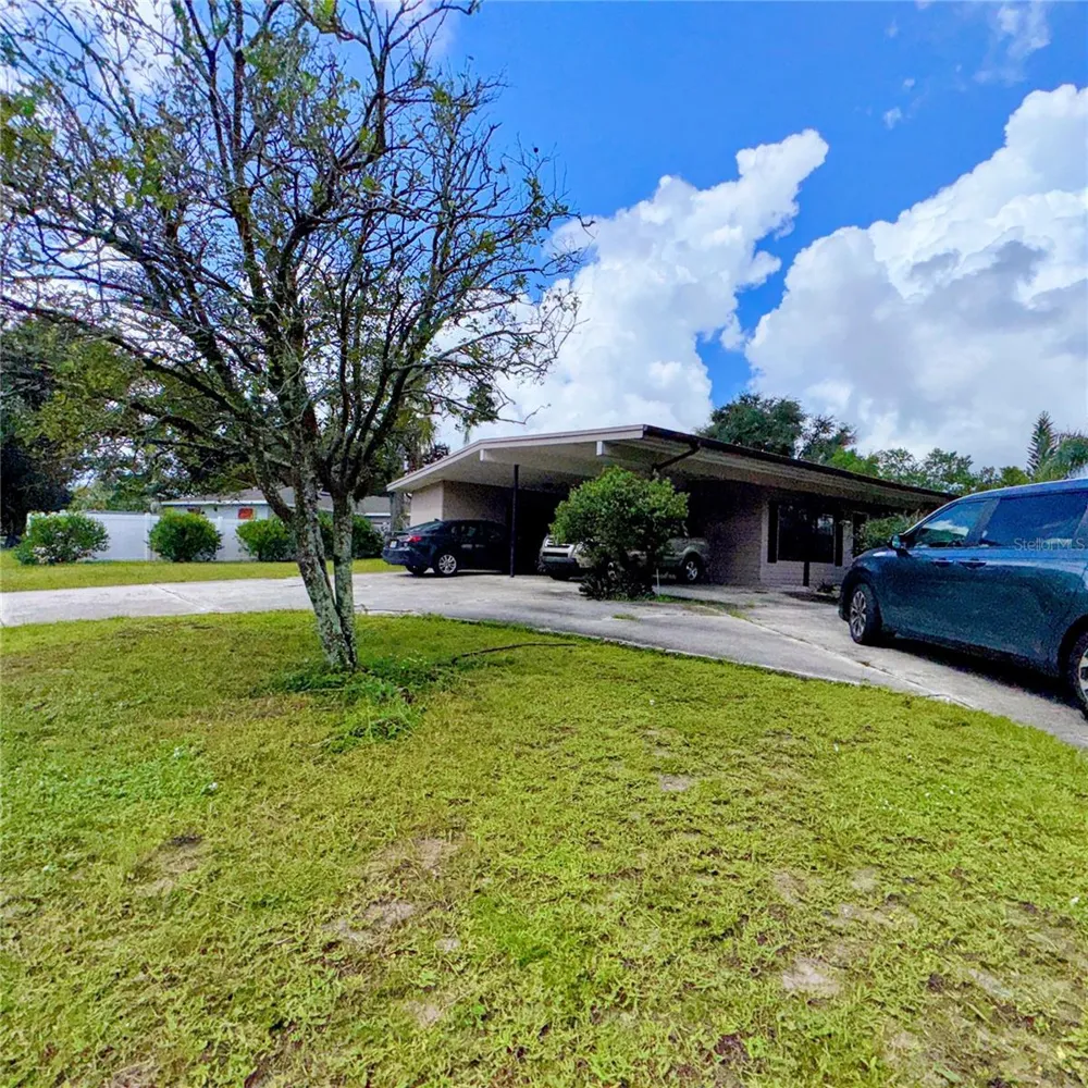 105 DRUID HILLS ROAD Temple Terrace, FL 33617