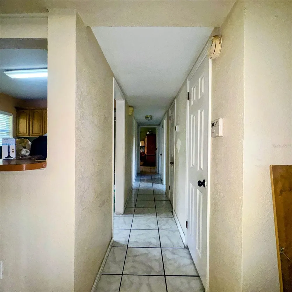 105 DRUID HILLS ROAD Temple Terrace, FL 33617